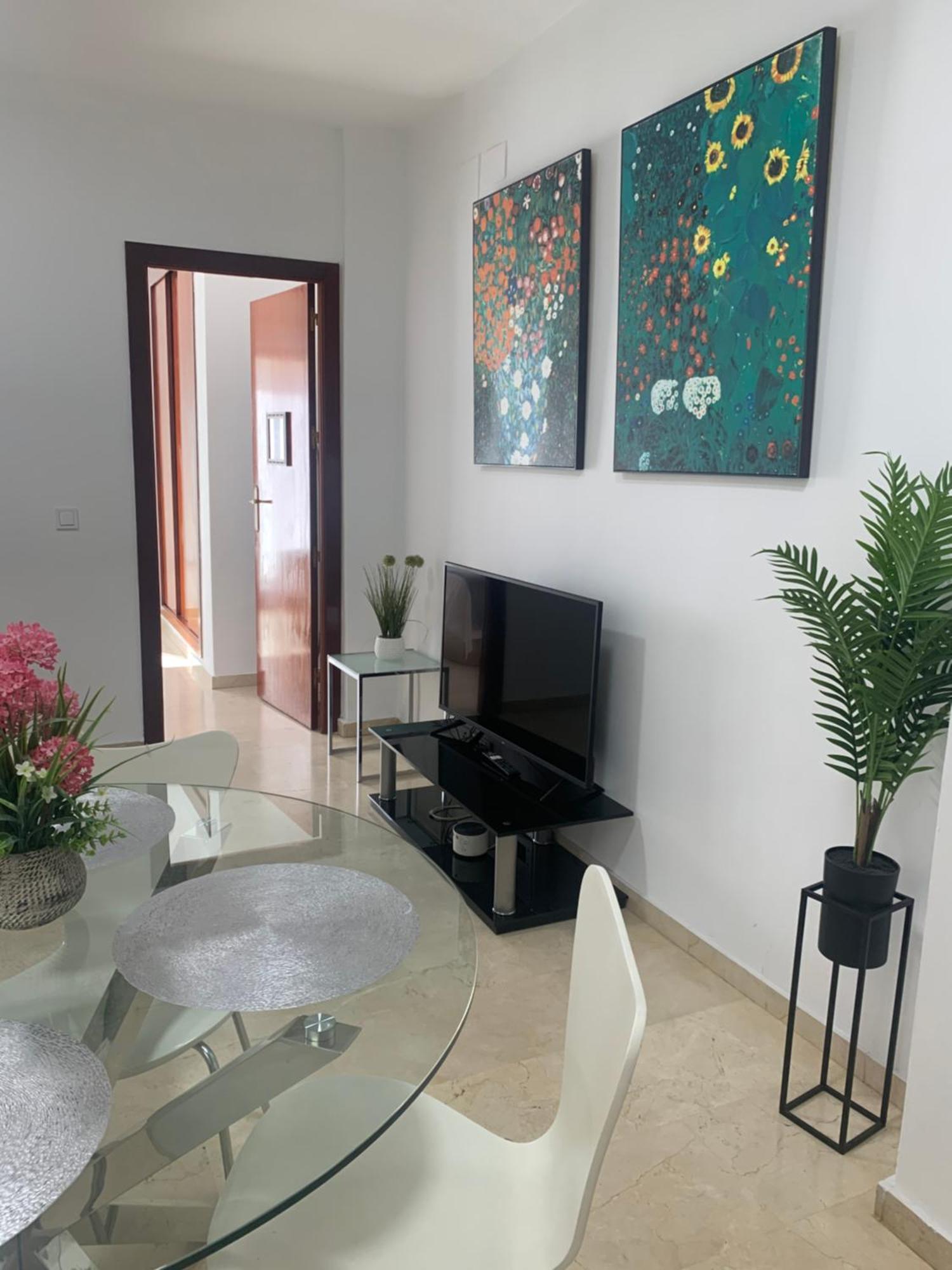 Beach And City Apartment A 50M De La Playa Fuengirola Buitenkant foto