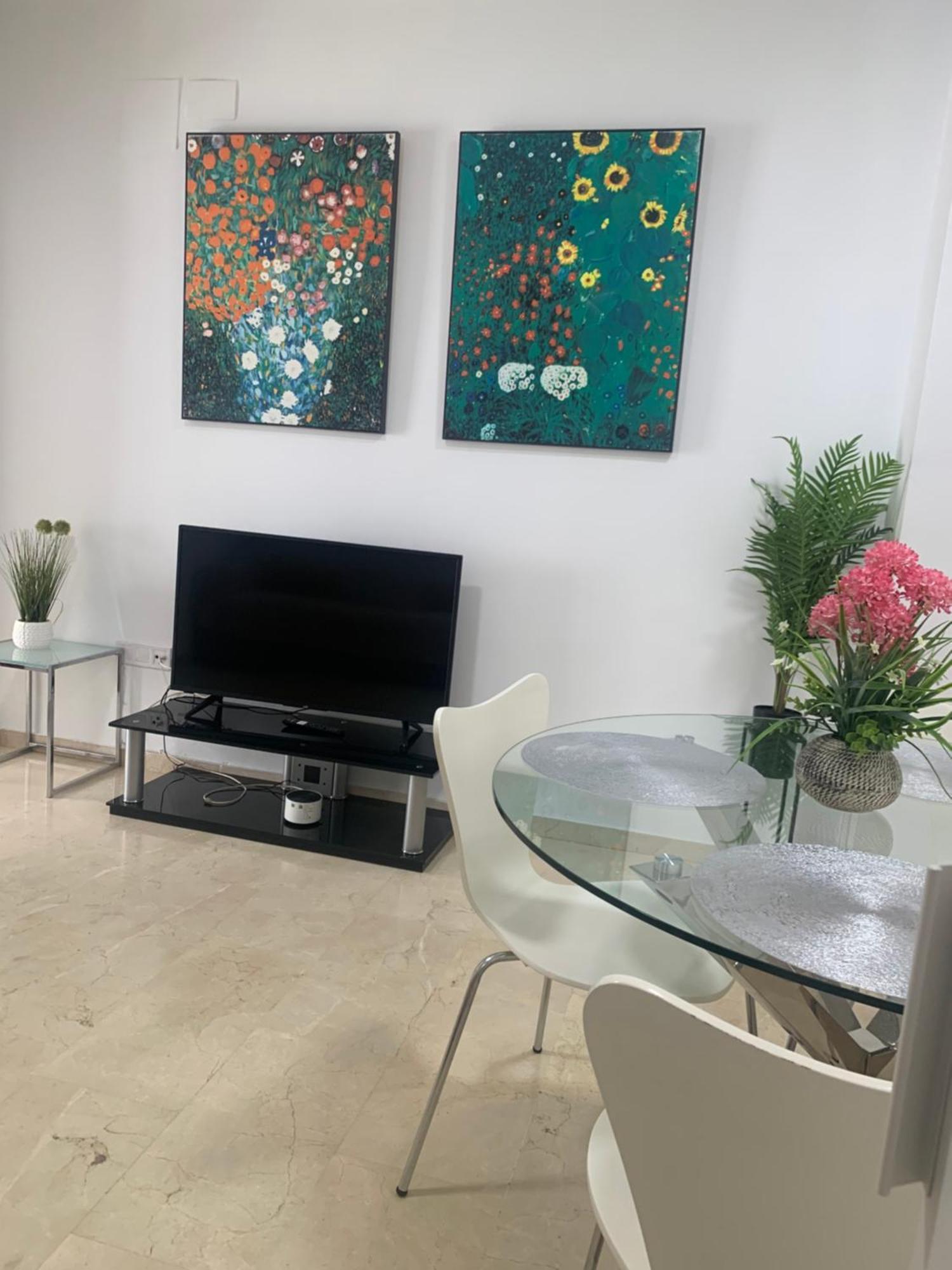 Beach And City Apartment A 50M De La Playa Fuengirola Buitenkant foto